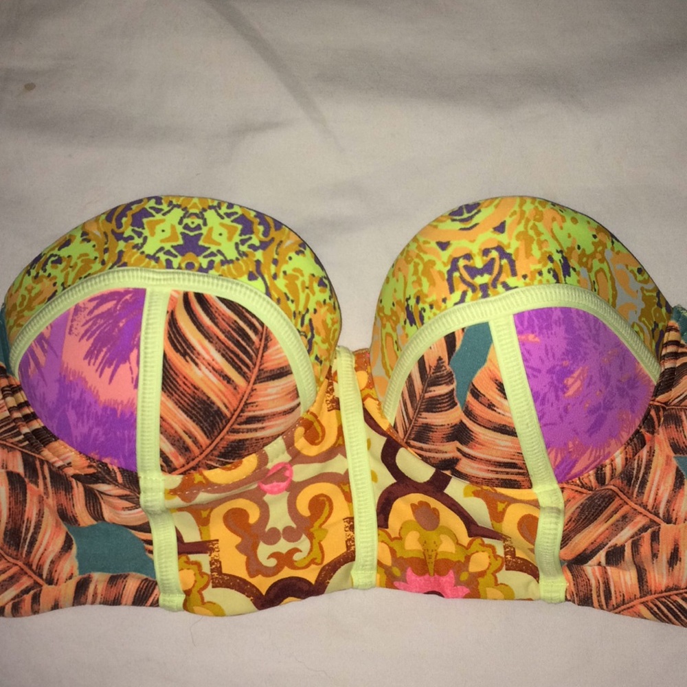 Bathing suit top